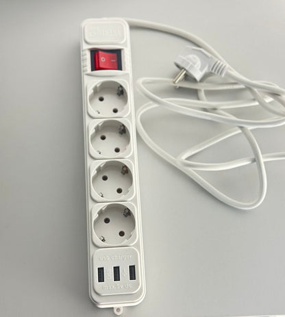 Cablu prelungitor (4 prize, 3 intrări USB) 2 BUC